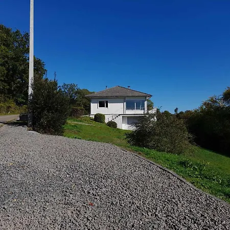 Les Pies Vertes Holiday home Andenne